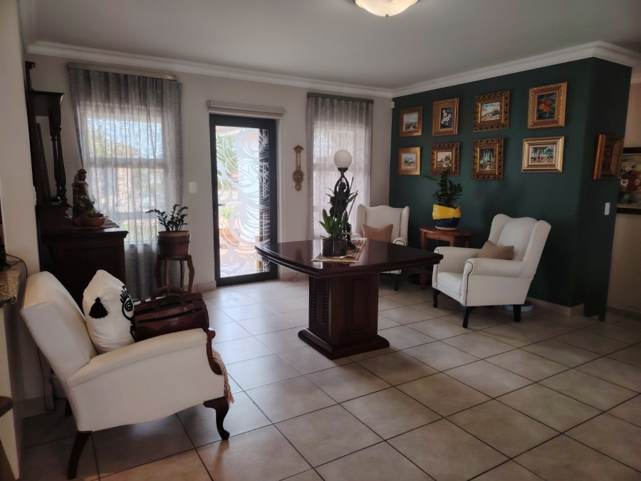 3 Bedroom Property for Sale in Monte Christo Western Cape